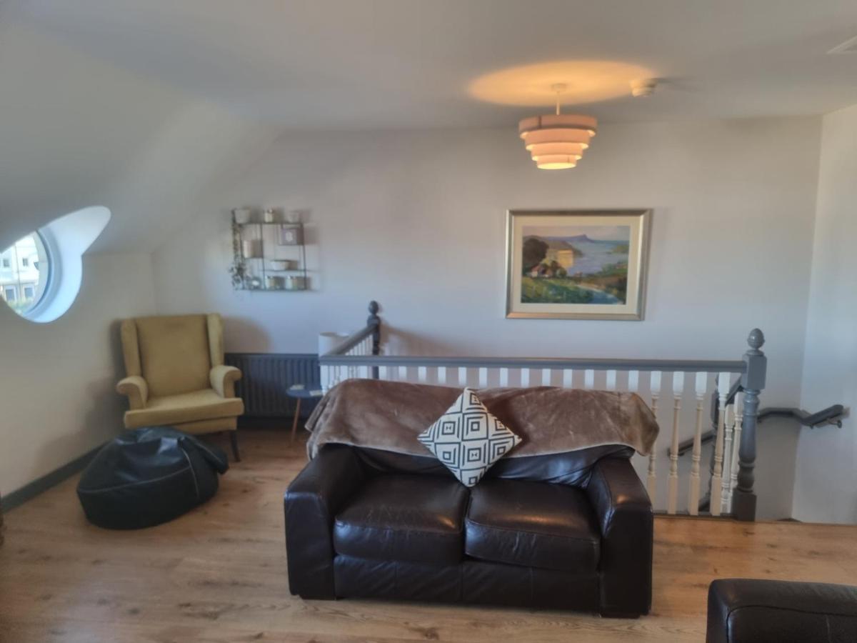Harbour View Townhouse Villa Портръш Екстериор снимка